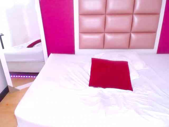 forbidden-bff18 webcam