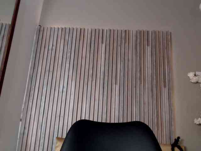 Michellee-20 webcam