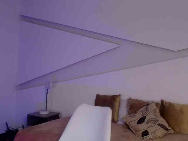 Michellee-20 webcam