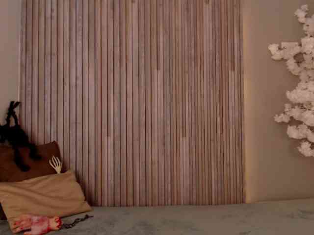 Michellee-20 webcam