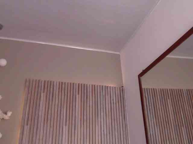 Michellee-20 webcam