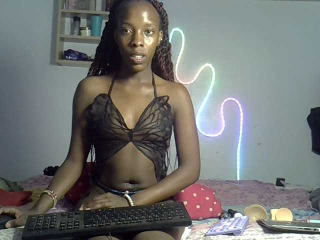 Petite-Eriee from BongaCams is Freechat