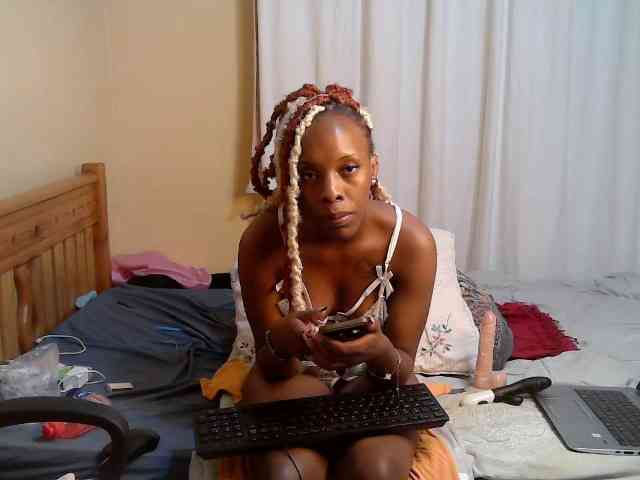 Petite-Eriee webcam
