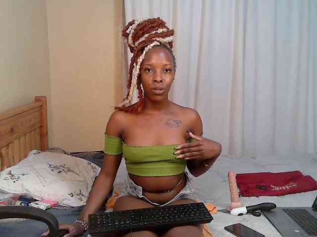 Petite-Eriee webcam