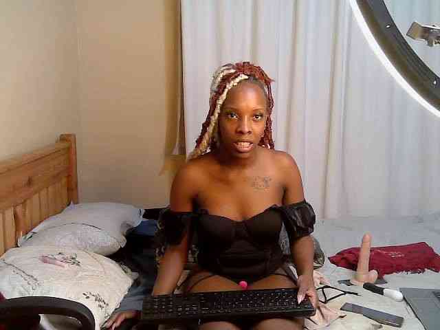 Petite-Eriee webcam
