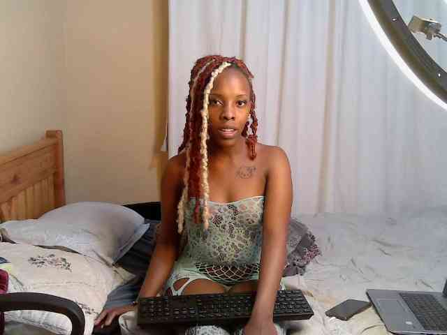 Petite-Eriee webcam
