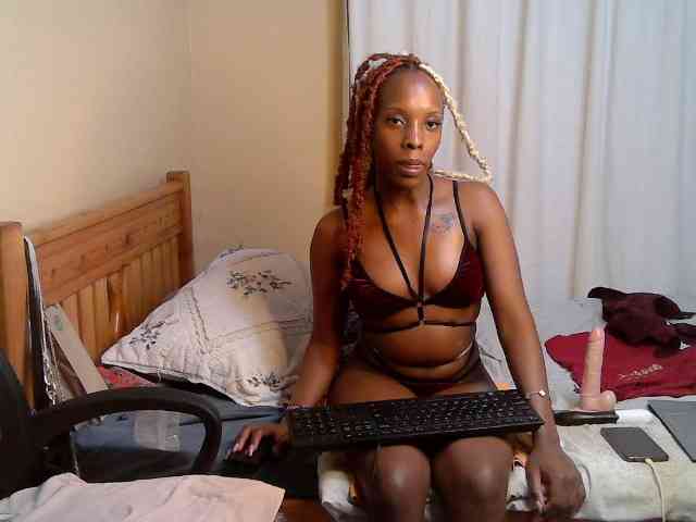 Petite-Eriee webcam