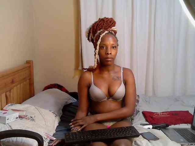 Petite-Eriee webcam