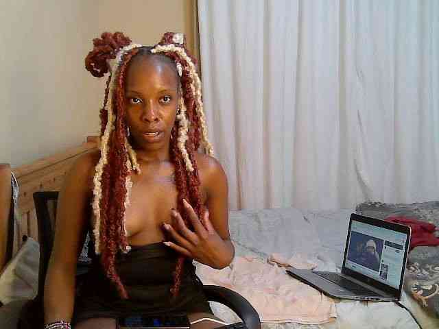Petite-Eriee webcam