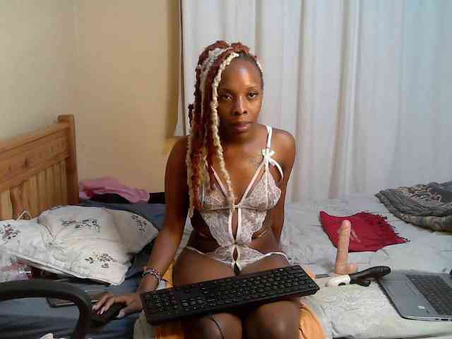 Petite-Eriee webcam