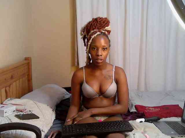 Petite-Eriee webcam