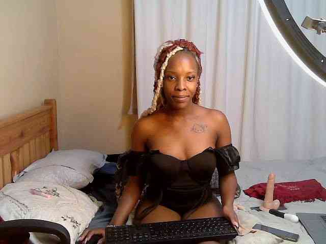 Petite-Eriee webcam