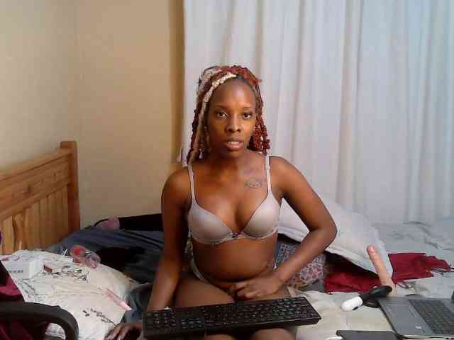 Petite-Eriee webcam