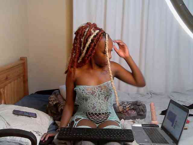 Petite-Eriee webcam