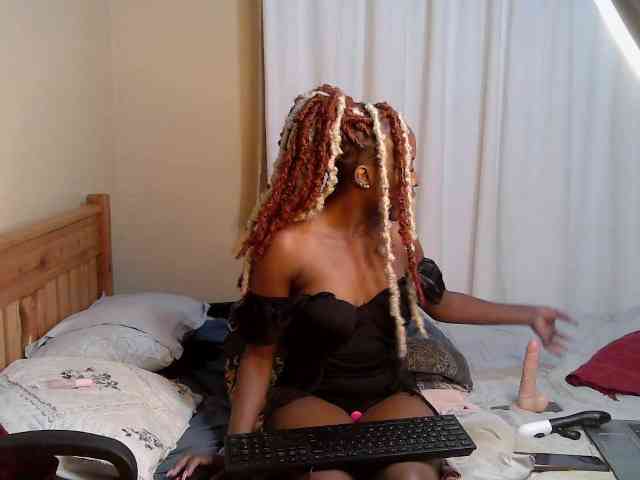 Petite-Eriee webcam