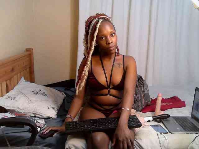 Petite-Eriee webcam