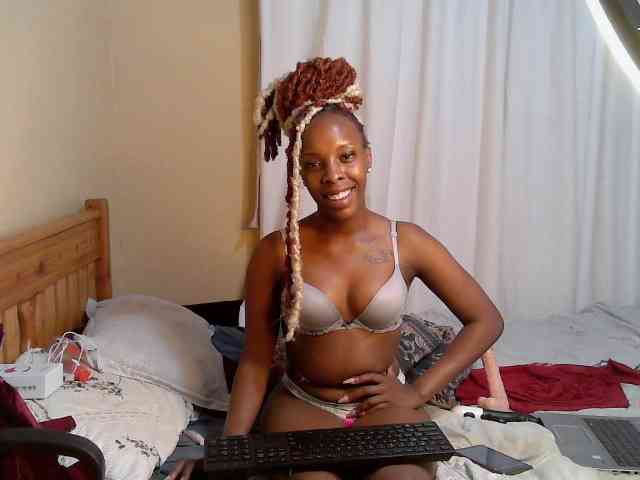 Petite-Eriee webcam