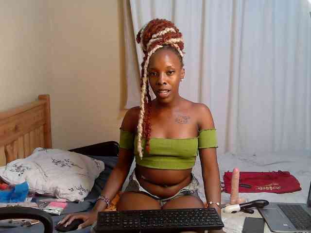 Petite-Eriee webcam