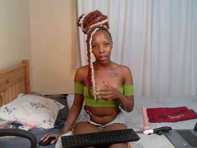 Petite-Eriee webcam