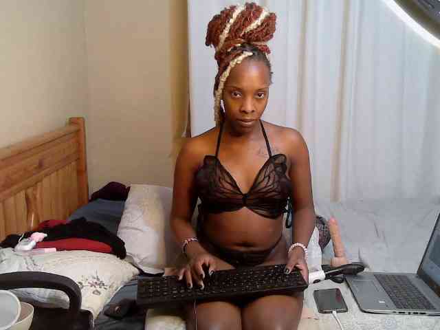 Petite-Eriee webcam