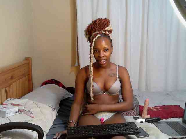 Petite-Eriee webcam