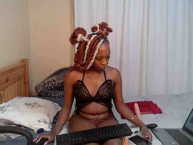 Petite-Eriee webcam