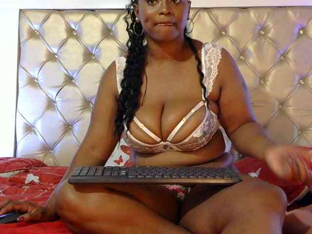 TinaOlsens webcam