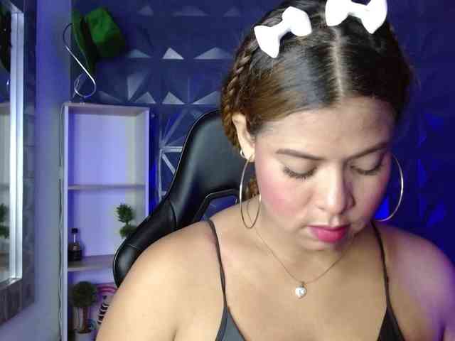 Adelle32