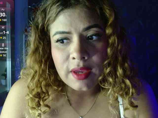 Adelle32 webcam
