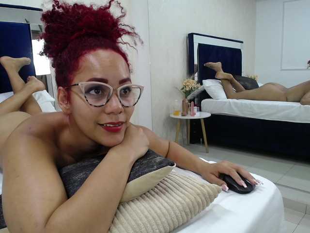  LinaSaar chat room