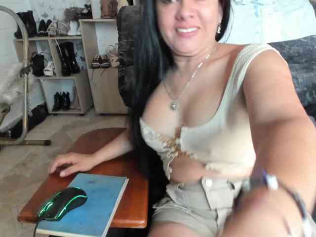megan-grace webcam