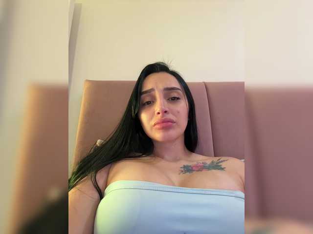 AprilRosse's BongaCams show and profile