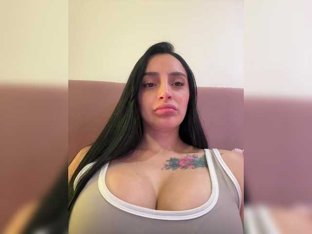 AprilRosse's BongaCams show and profile