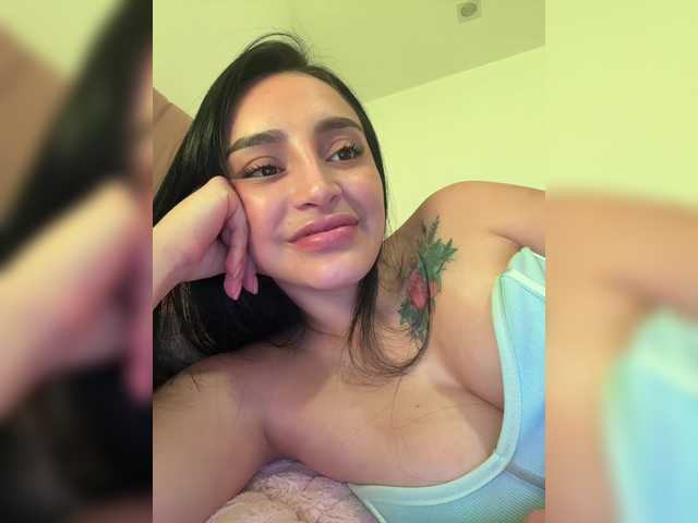 AprilRosse's BongaCams show and profile
