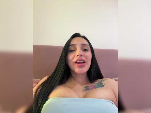 AprilRosse's BongaCams show and profile