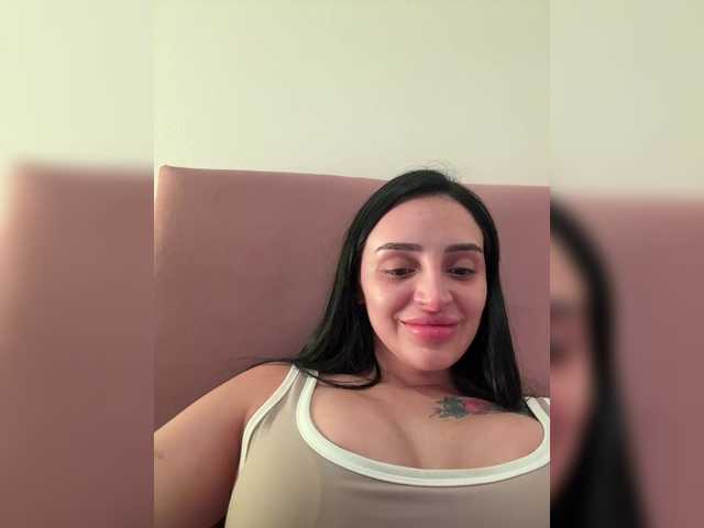 AprilRosse's BongaCams show and profile