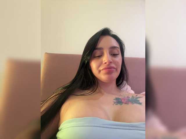 AprilRosse's BongaCams show and profile