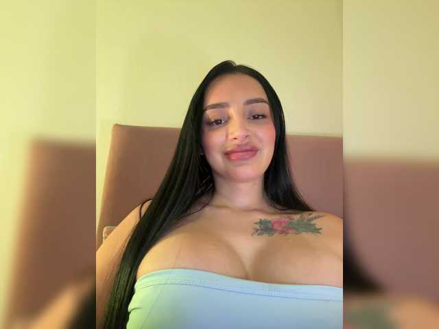 AprilRosse's BongaCams show and profile