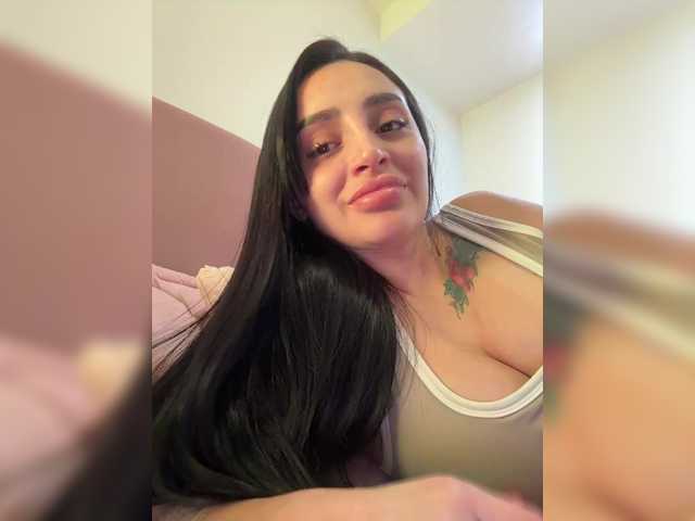 AprilRosse's BongaCams show and profile