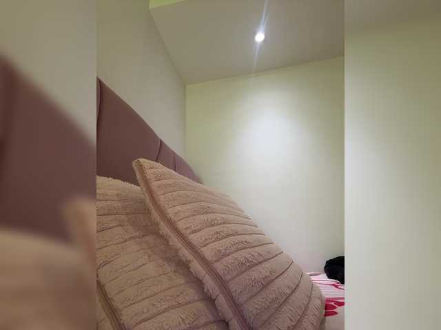 AprilRosse's BongaCams show and profile