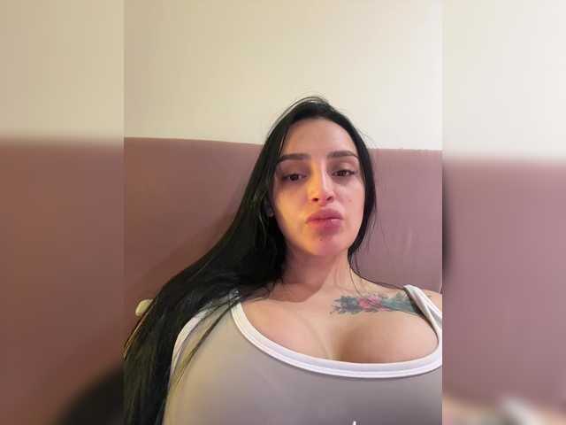 AprilRosse's BongaCams show and profile