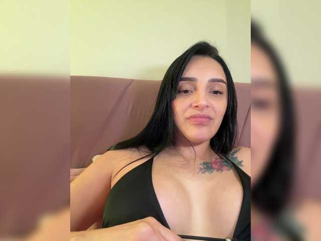 AprilRosse's BongaCams show and profile