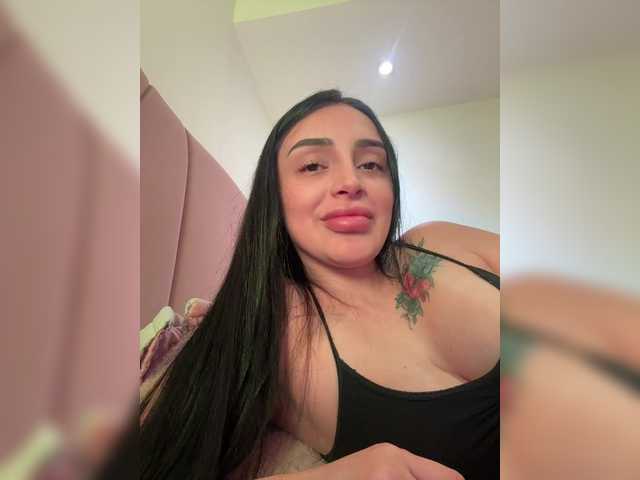 AprilRosse's BongaCams show and profile