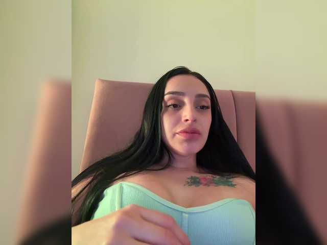 AprilRosse's BongaCams show and profile