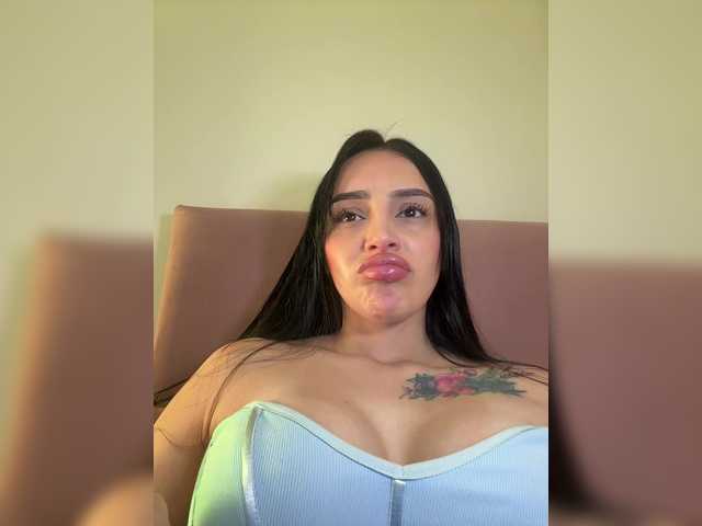 AprilRosse's BongaCams show and profile