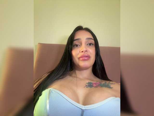 AprilRosse's BongaCams show and profile