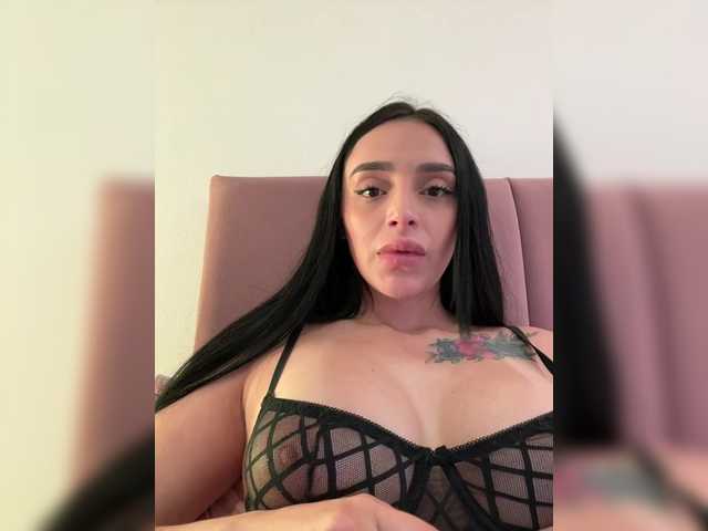 AprilRosse webcam