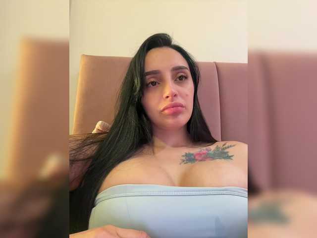 AprilRosse's BongaCams show and profile