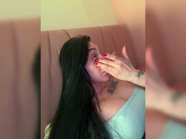 AprilRosse's BongaCams show and profile