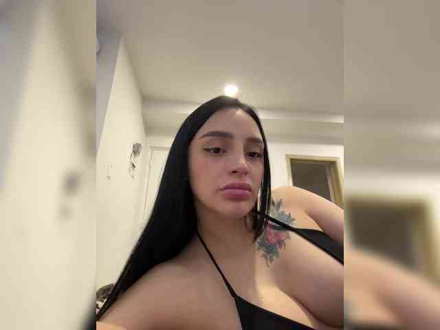 AprilRosse webcam